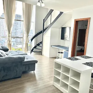  Casa de Férias Saint Sebastian Flat 506 - Com Hidro! Ate 4 Pessoas, Duplex, No Centro